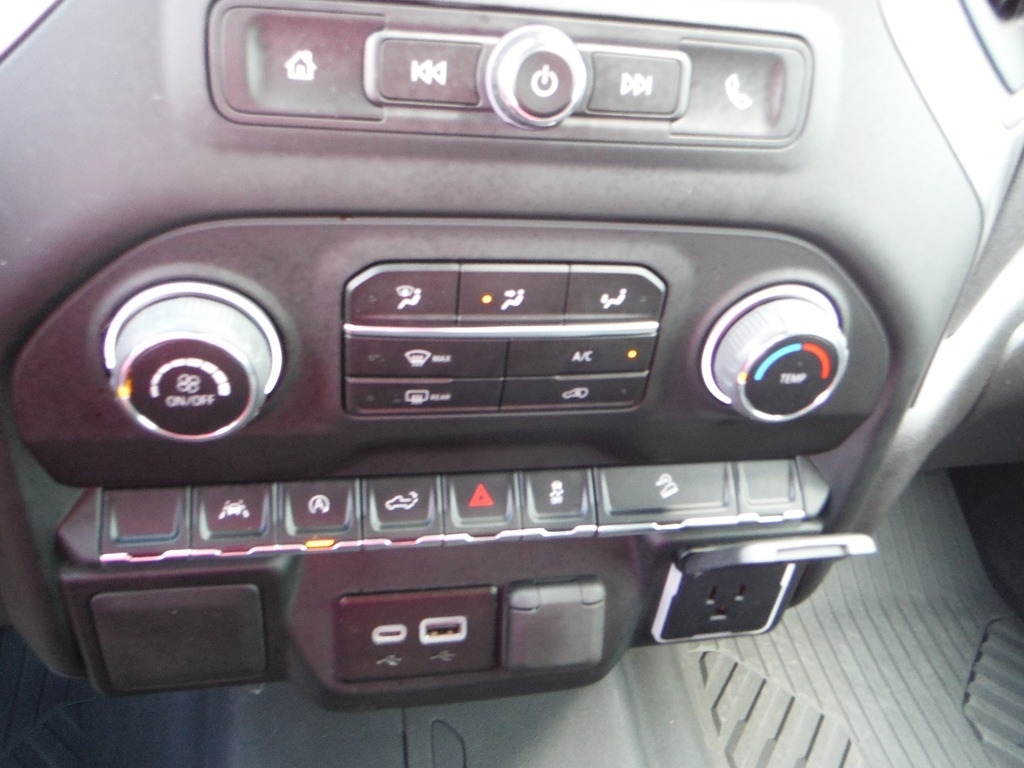 2024 Chevrolet Silverado 1500 image 35