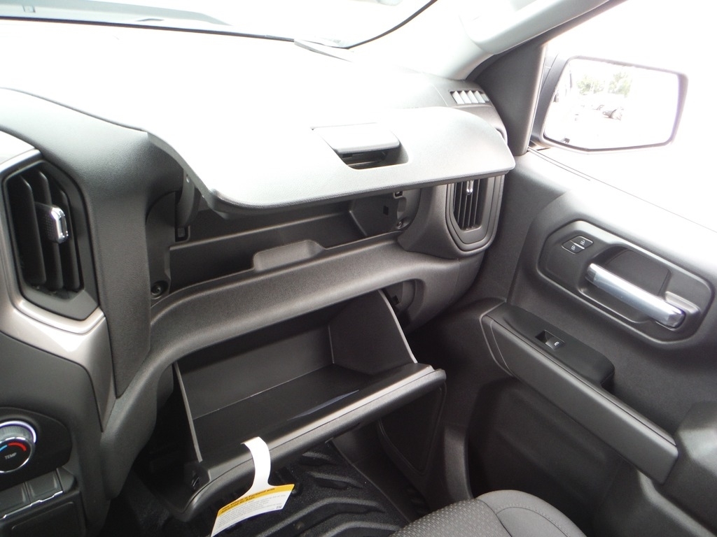 2026 Chevrolet Silverado 1500 image 27