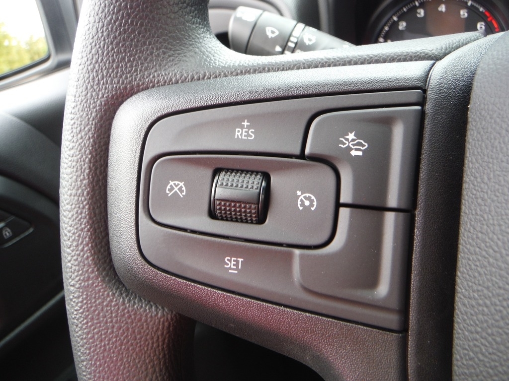 2026 Chevrolet Silverado 1500 image 35