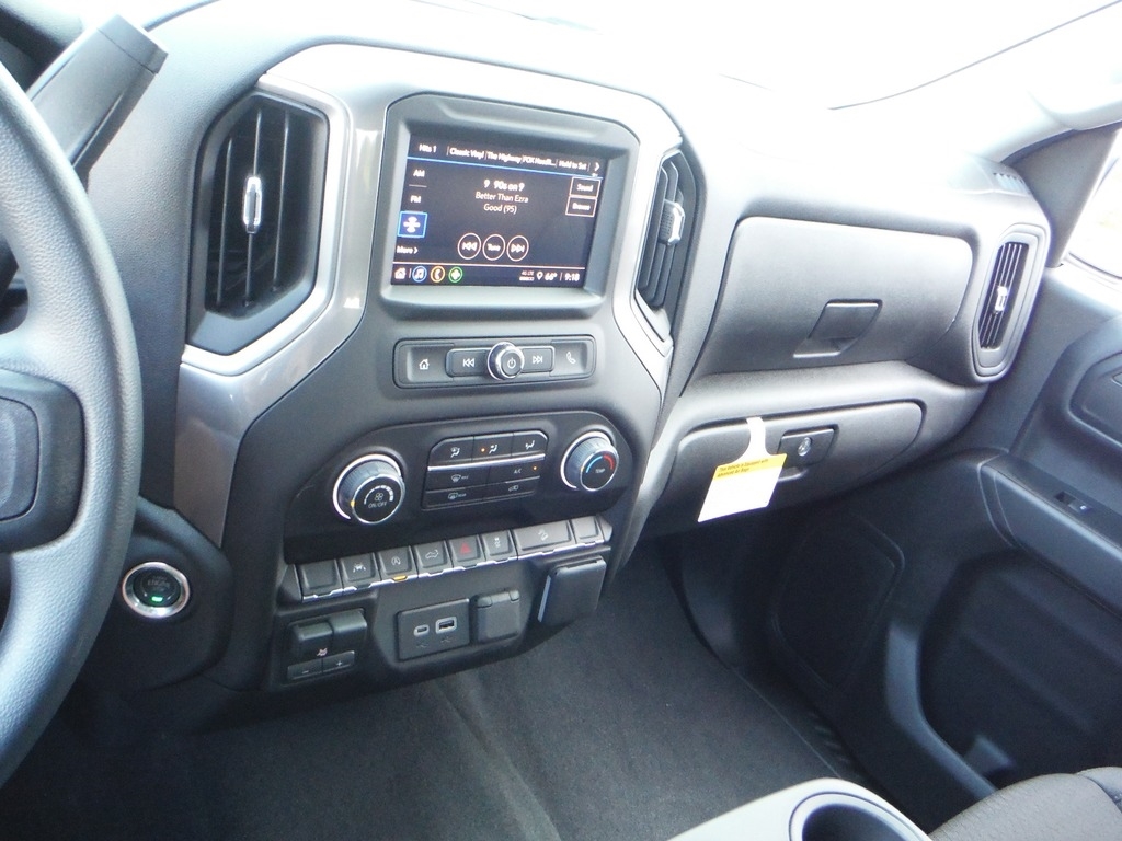 2026 Chevrolet Silverado 1500 image 27