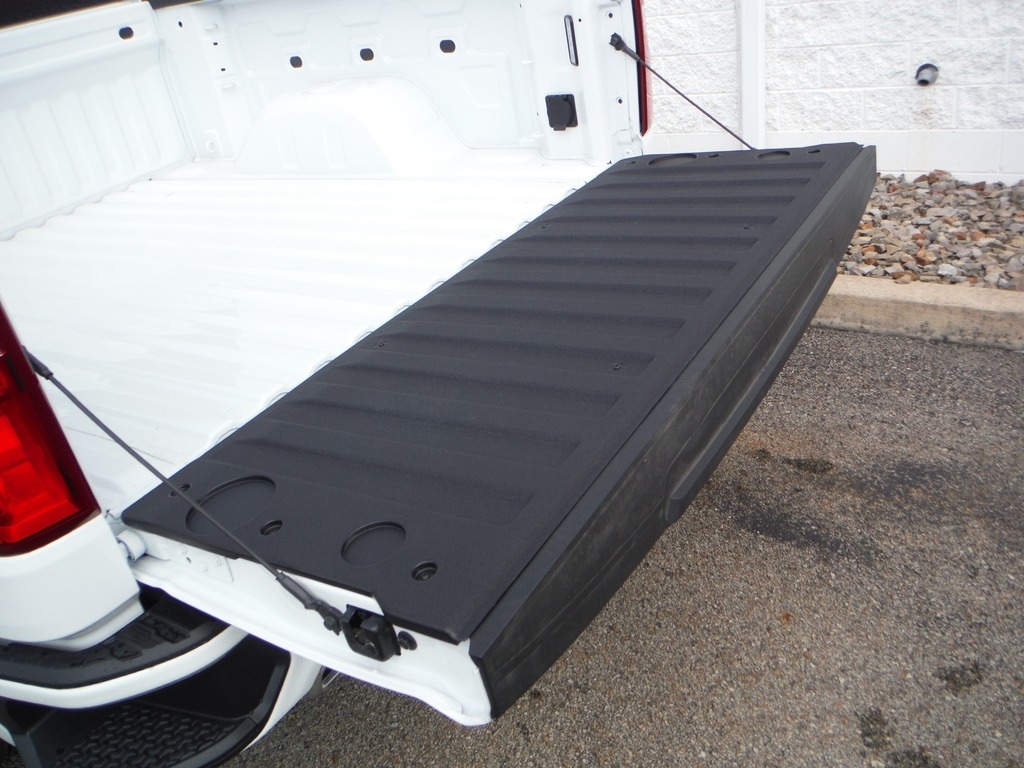 2026 Chevrolet Silverado 1500 image 17