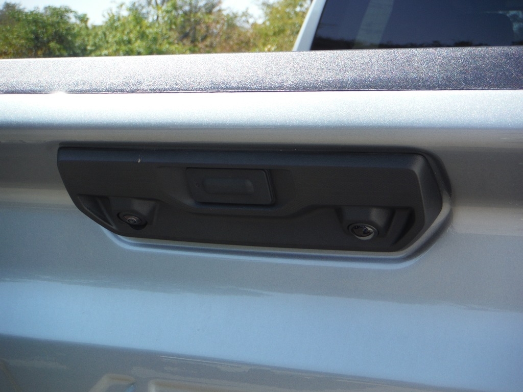 2026 Chevrolet Silverado 1500 image 13