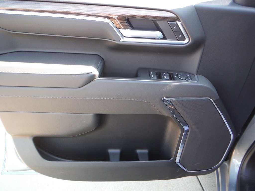 2026 Chevrolet Silverado 1500 image 18