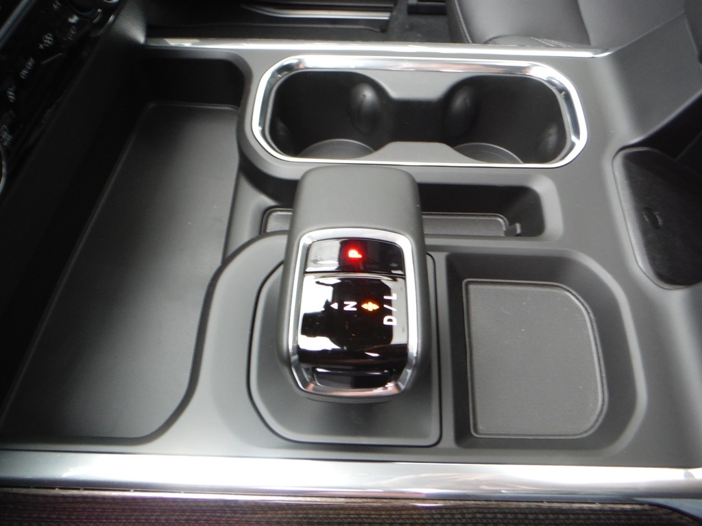 2026 Chevrolet Silverado 1500 image 32