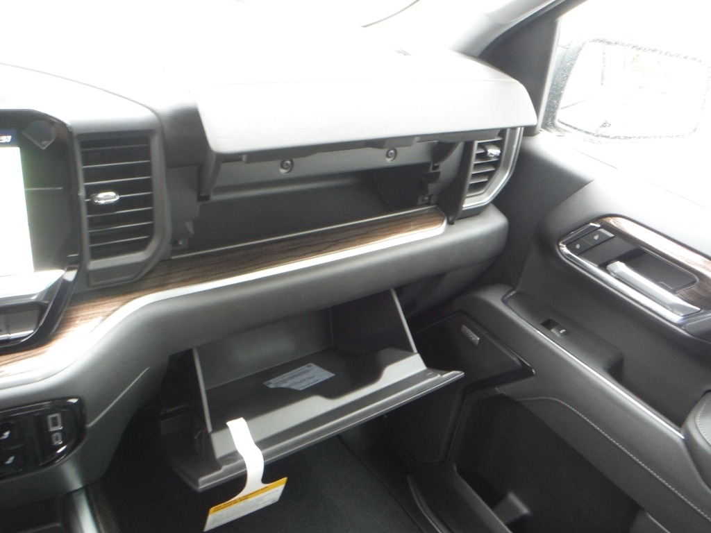 2026 Chevrolet Silverado 1500 image 46