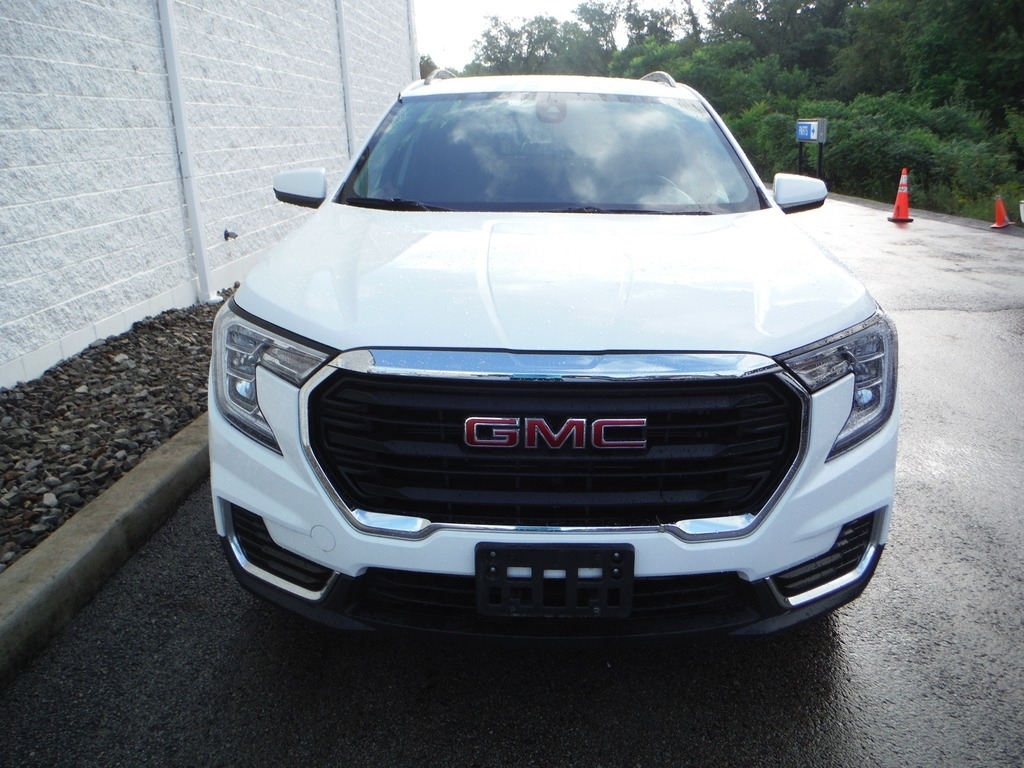 2023 GMC Terrain image 5