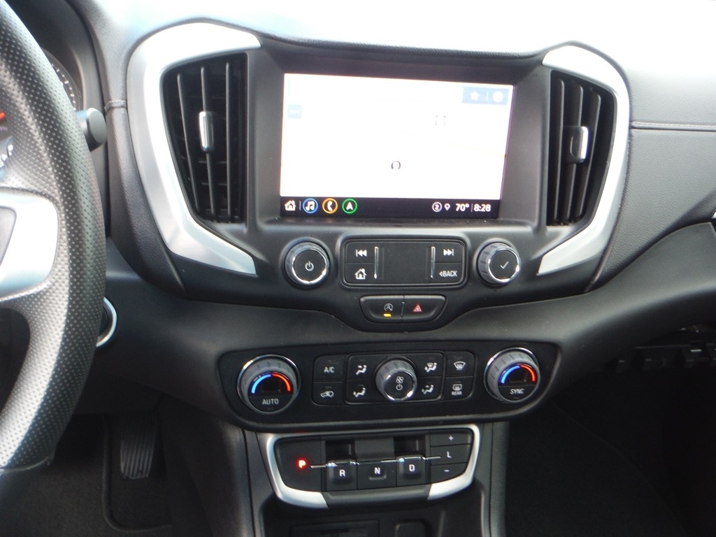 2023 GMC Terrain image 21