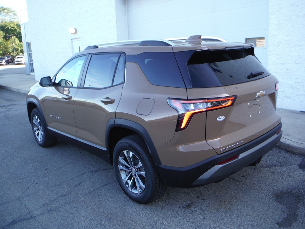 2027 Chevrolet Equinox image 12