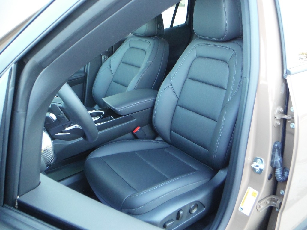2027 Chevrolet Equinox image 18