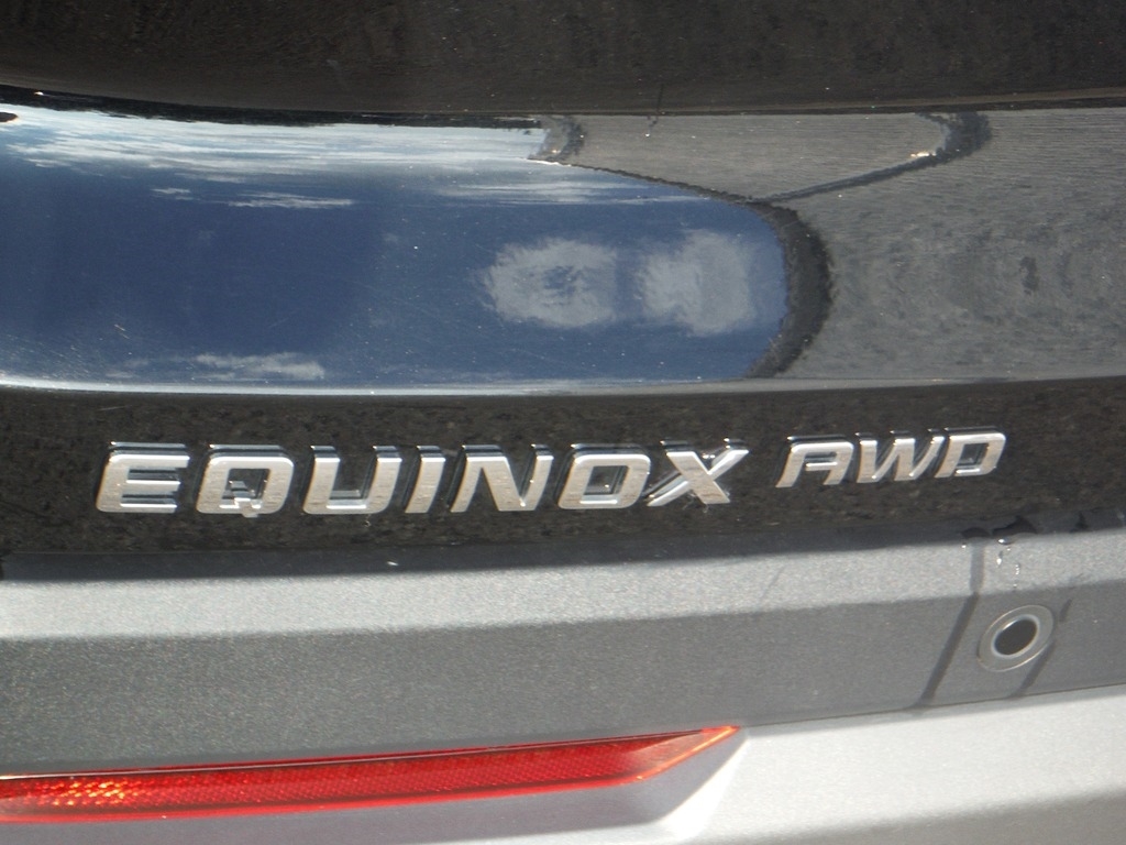 2026 Chevrolet Equinox image 9