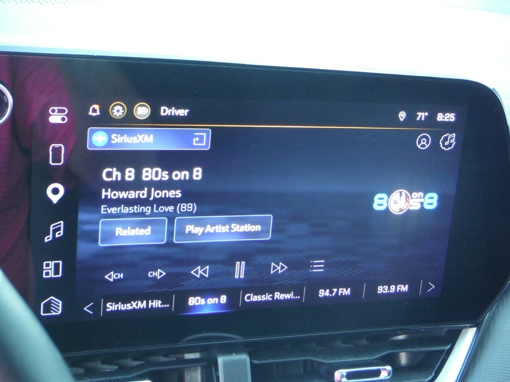 2026 Chevrolet Equinox image 25