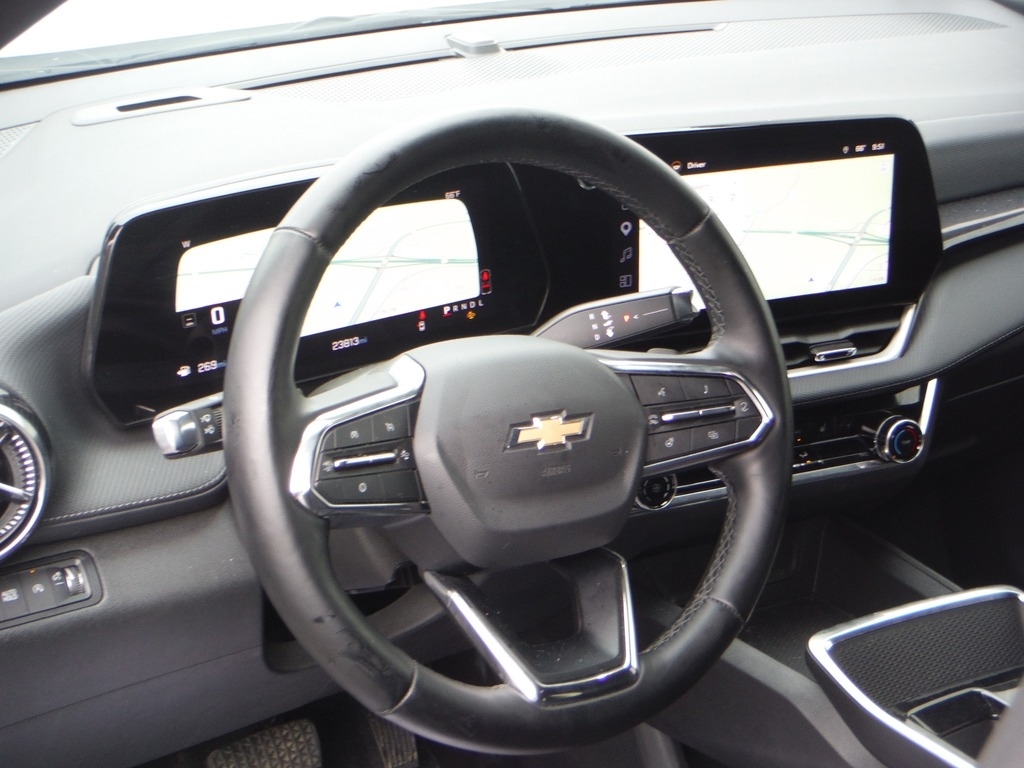2025 Chevrolet Equinox image 14