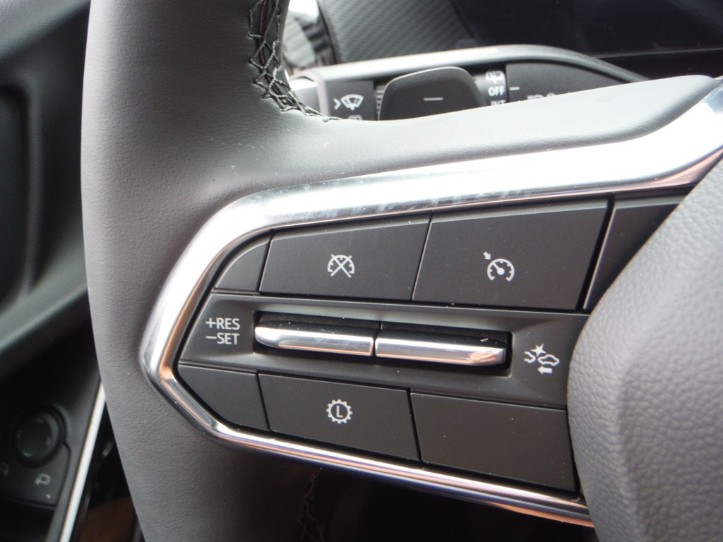 2027 Chevrolet Equinox image 36