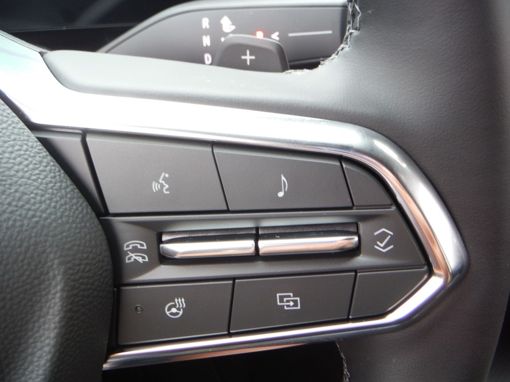 2027 Chevrolet Equinox image 37