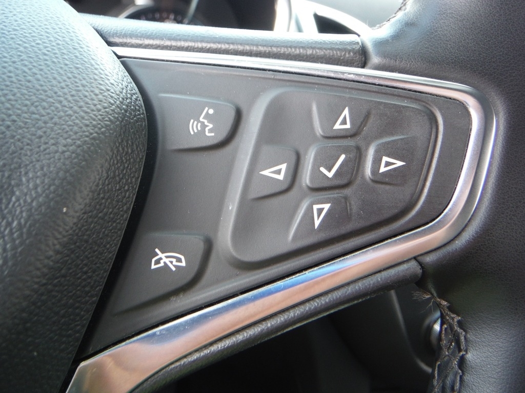 2024 Chevrolet Equinox image 30