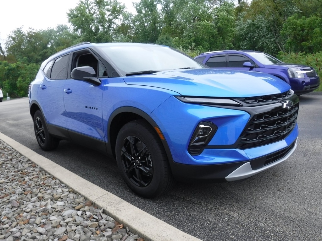 2025 Chevrolet Blazer image 5