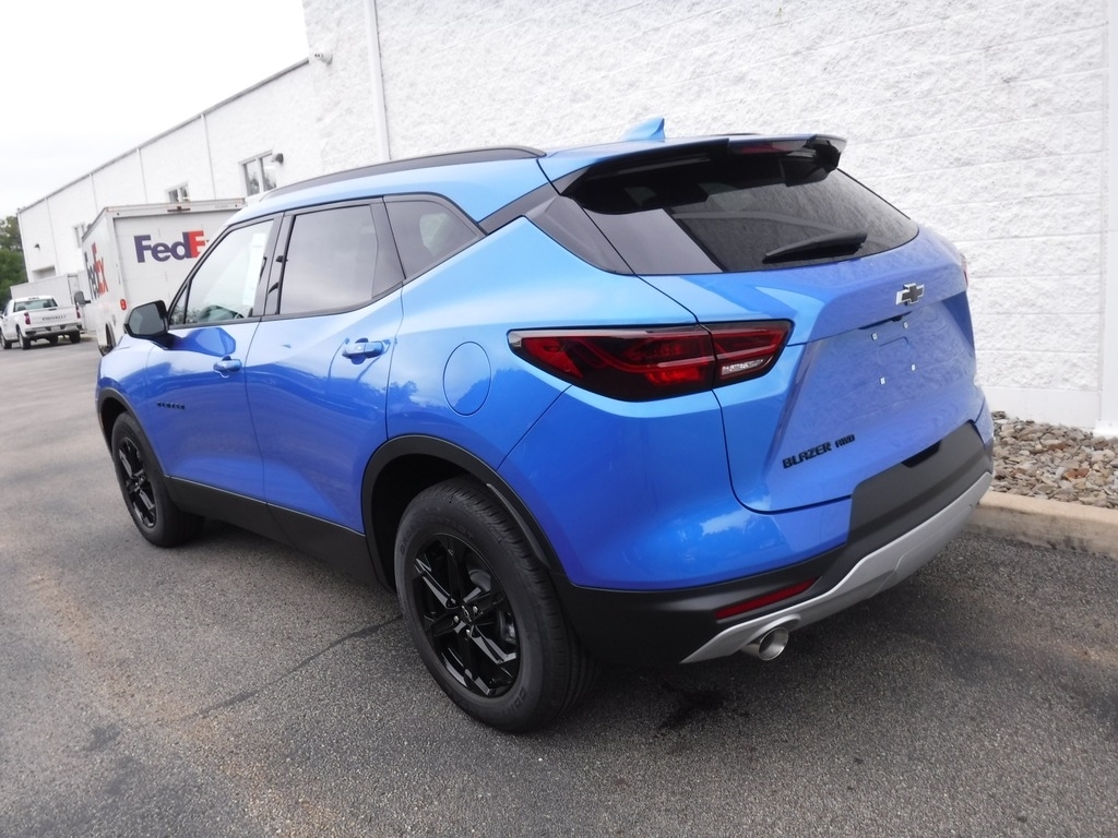 2025 Chevrolet Blazer image 7
