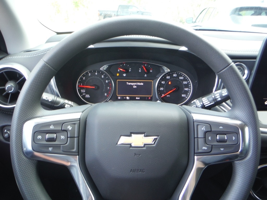 2026 Chevrolet Blazer image 32