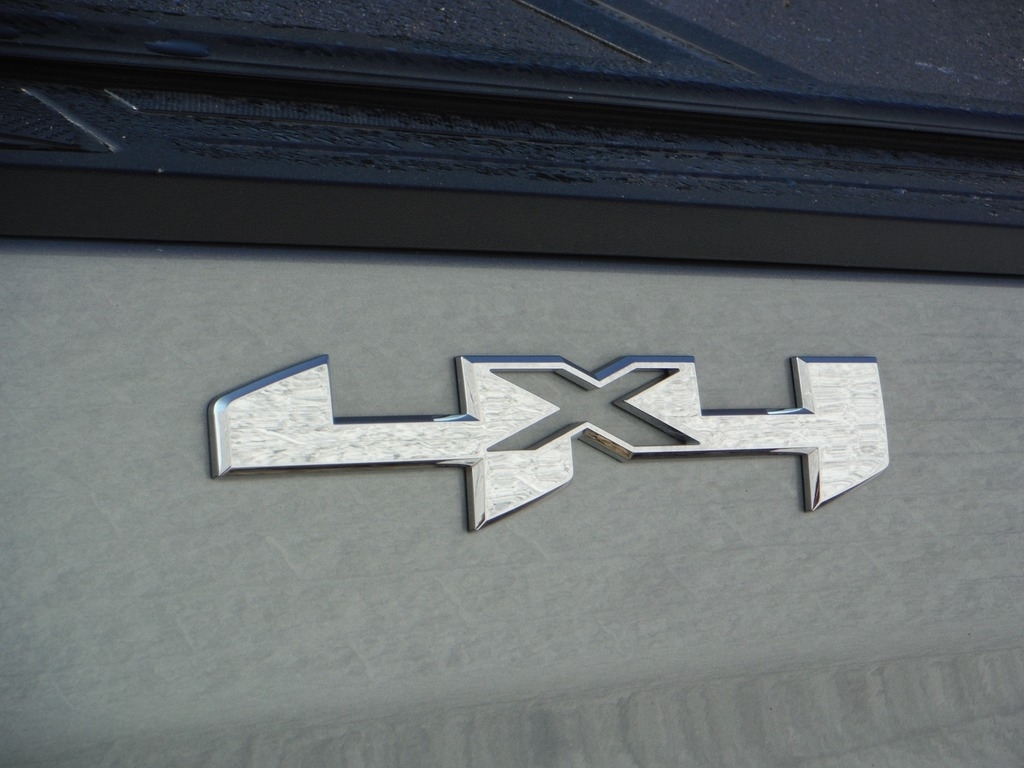 2024 GMC Sierra 1500 image 11