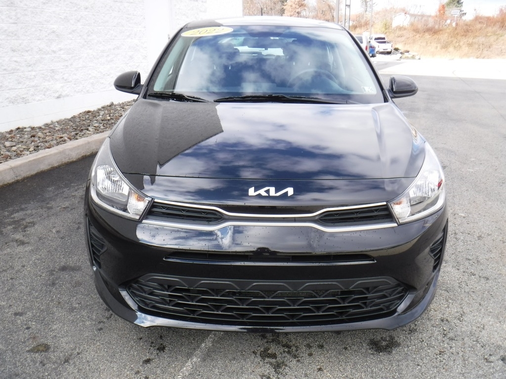 2022 Kia Rio 5-Door image 4