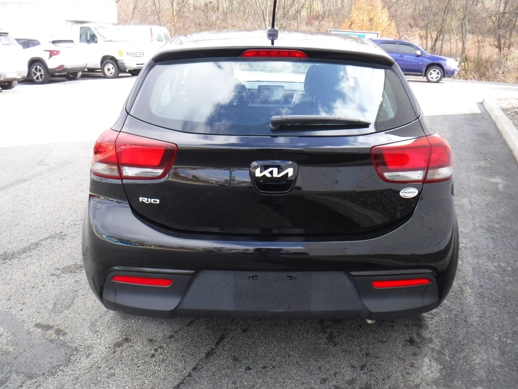 2022 Kia Rio 5-Door image 8