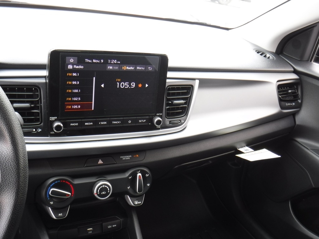 2022 Kia Rio 5-Door image 21