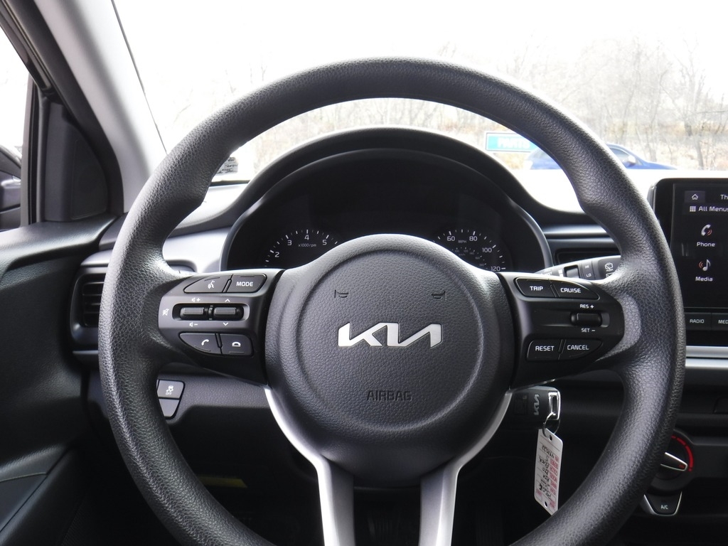 2022 Kia Rio 5-Door image 26