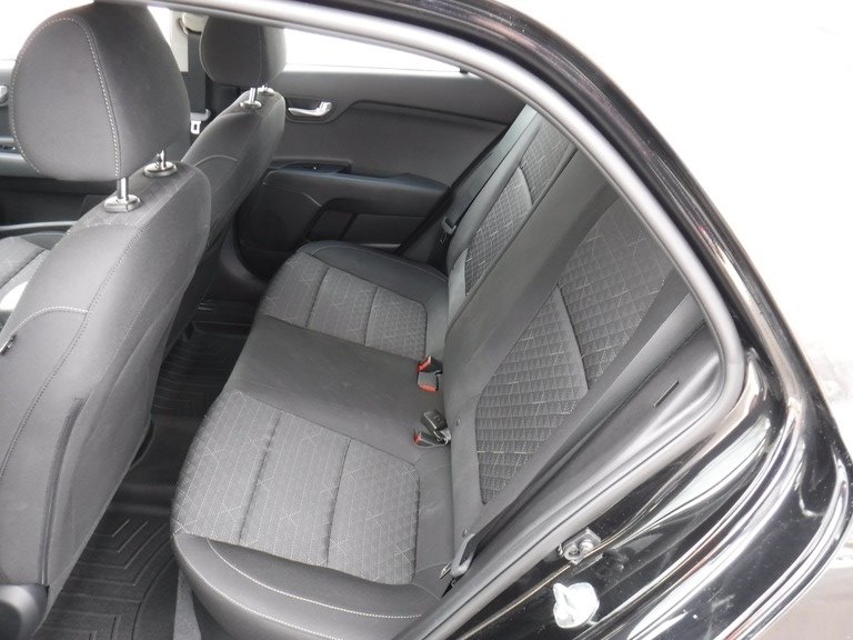 2022 Kia Rio 5-Door image 30