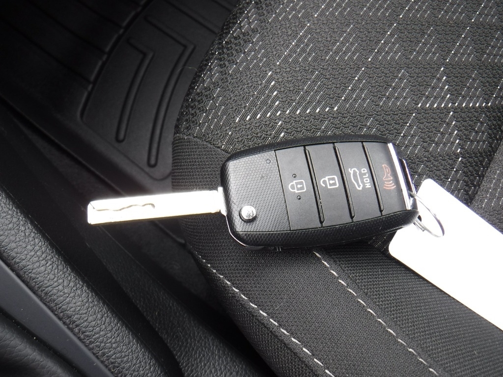 2022 Kia Rio 5-Door image 35
