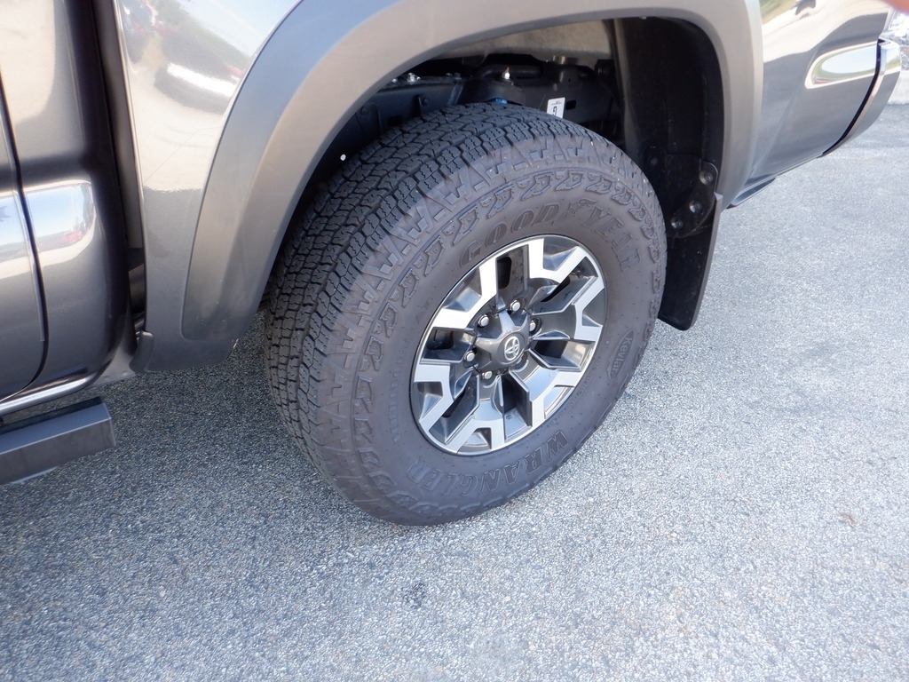 2023 Toyota Tacoma image 6