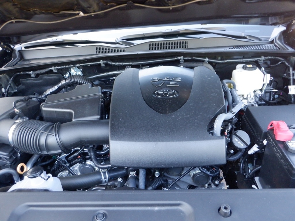 2023 Toyota Tacoma image 21