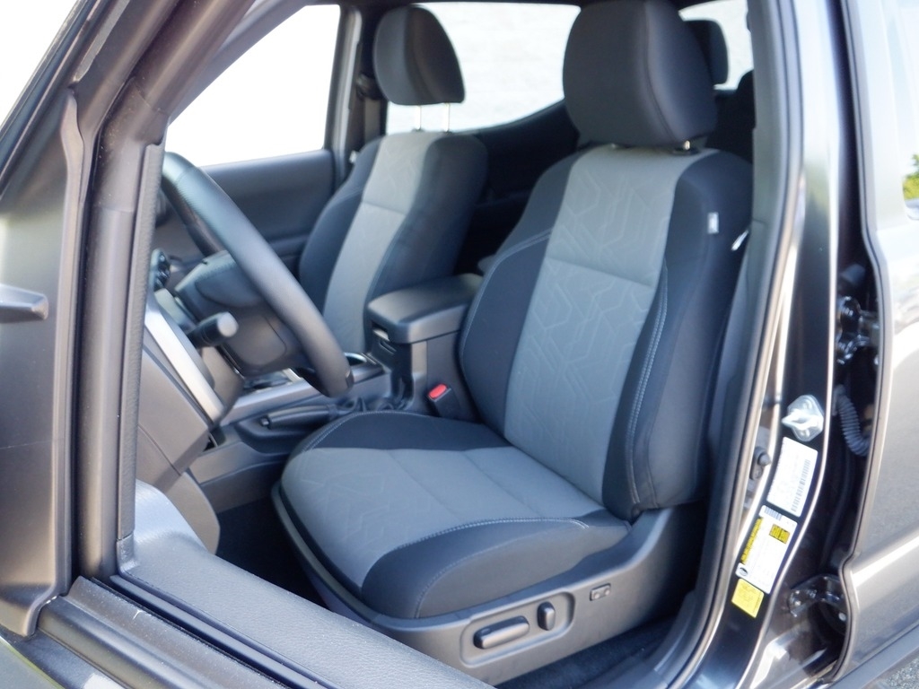 2023 Toyota Tacoma image 25