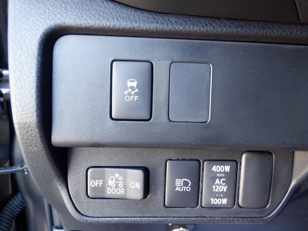 2023 Toyota Tacoma image 28