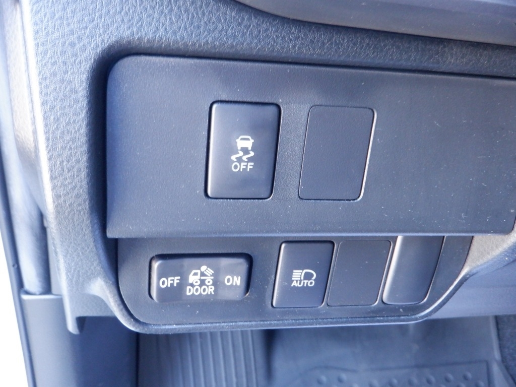 2023 Toyota Tacoma image 15