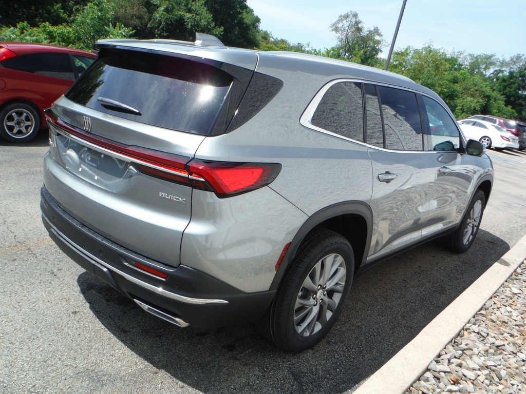 2026 Buick Enclave image 8