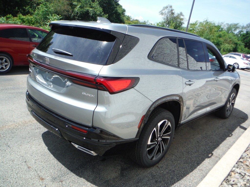 2026 Buick Enclave image 11