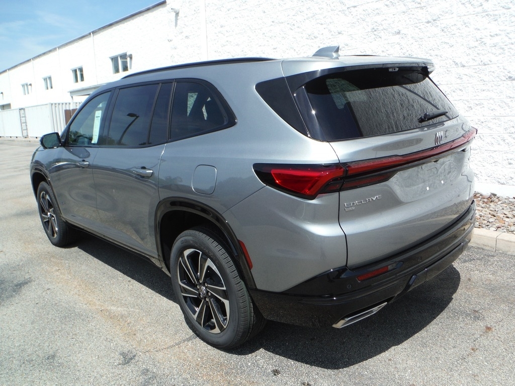 2026 Buick Enclave image 13