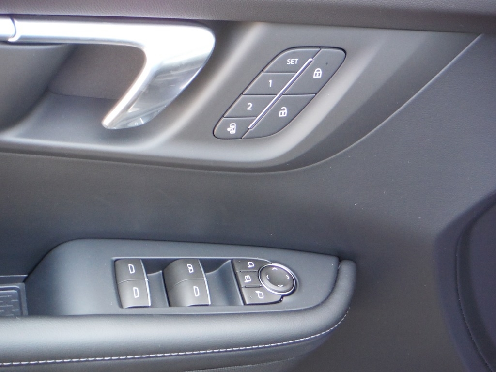 2026 Buick Enclave image 20