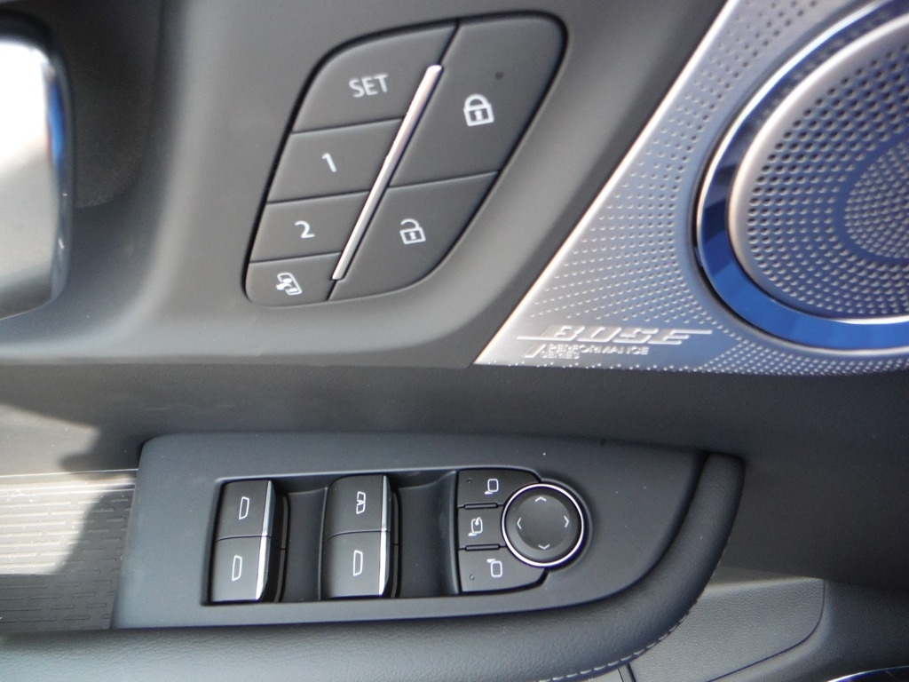 2026 Buick Enclave image 17