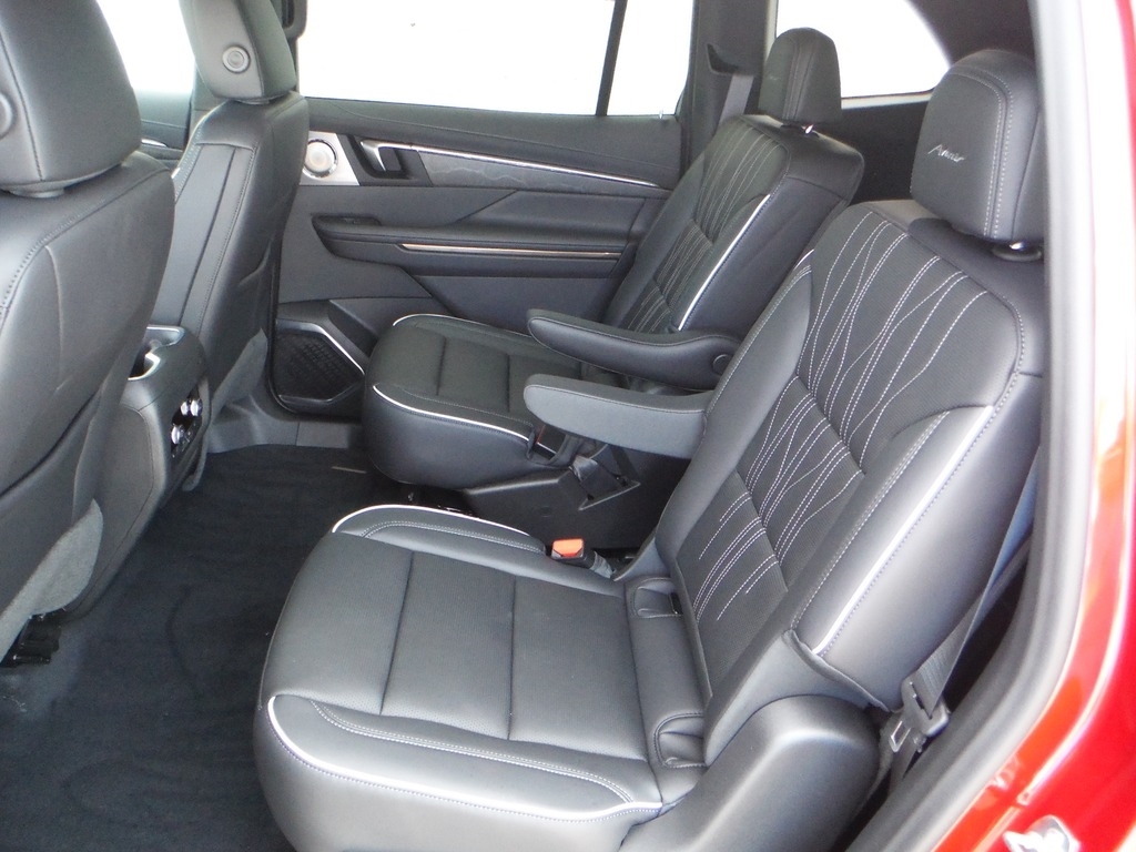 2026 Buick Enclave image 48