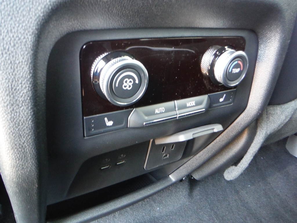 2026 Buick Enclave image 50