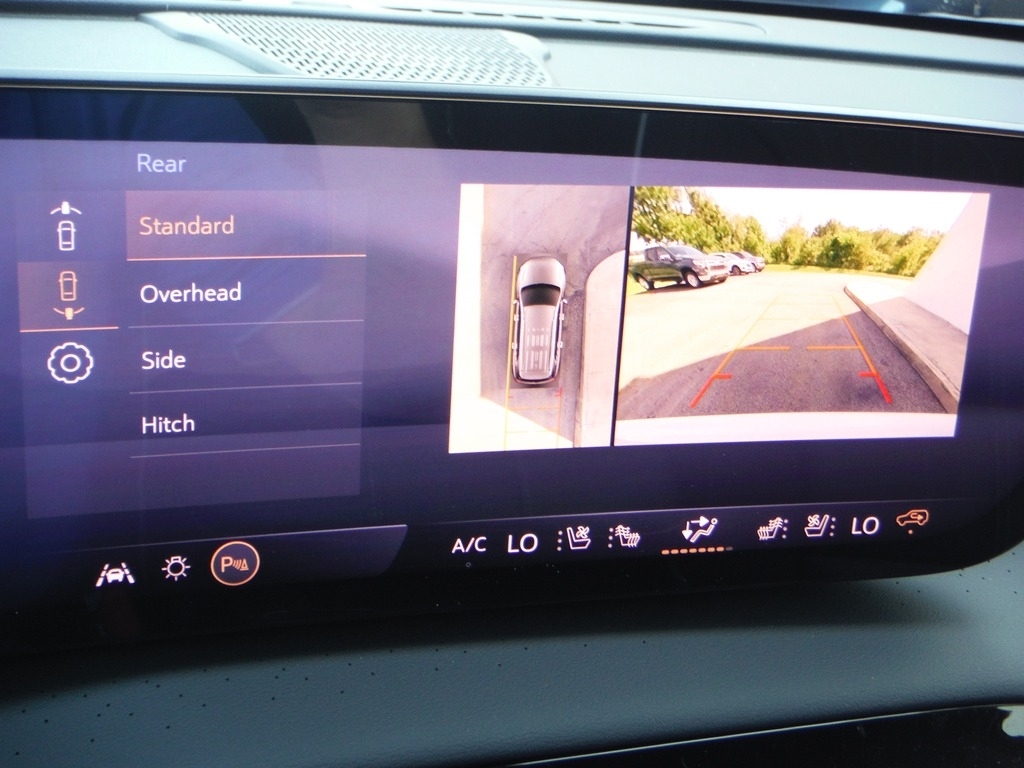 2026 Buick Enclave image 25
