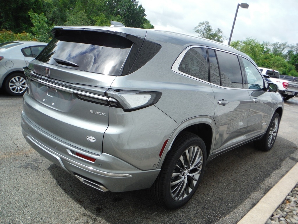 2026 Buick Enclave image 10