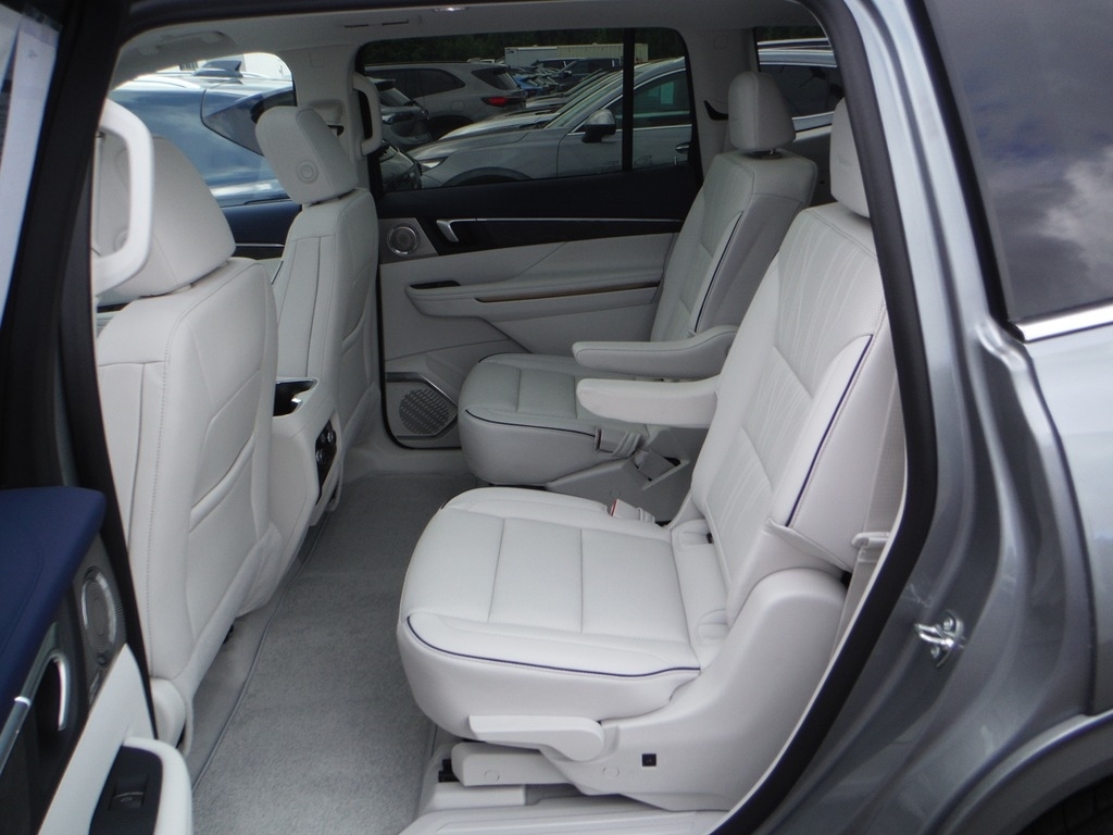 2026 Buick Enclave image 45