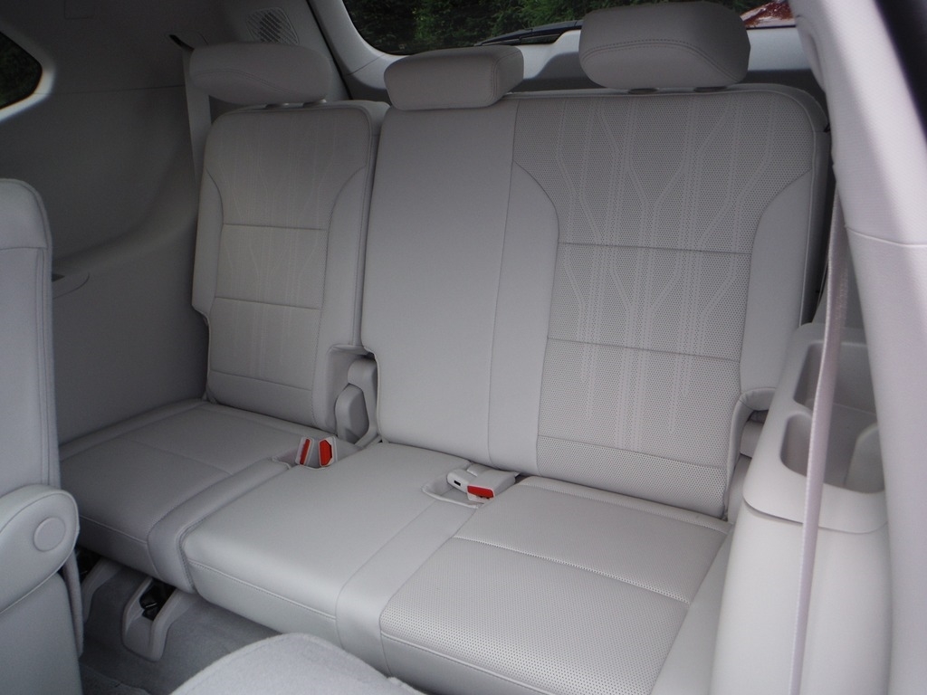 2026 Buick Enclave image 49