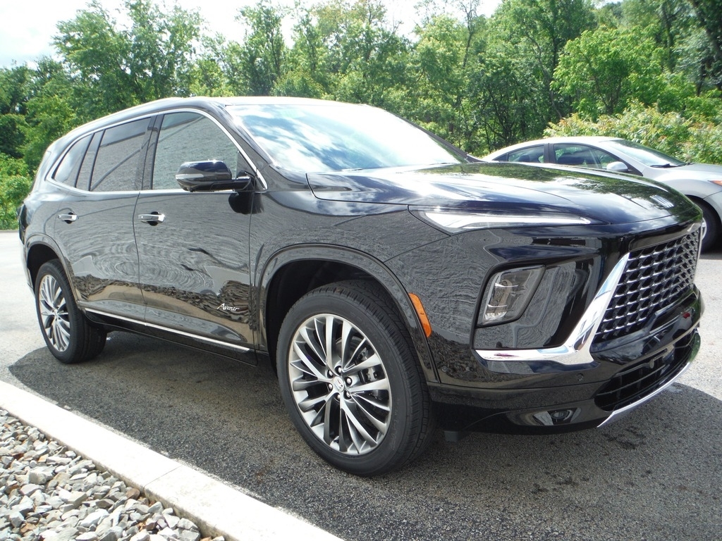 2026 Buick Enclave image 8