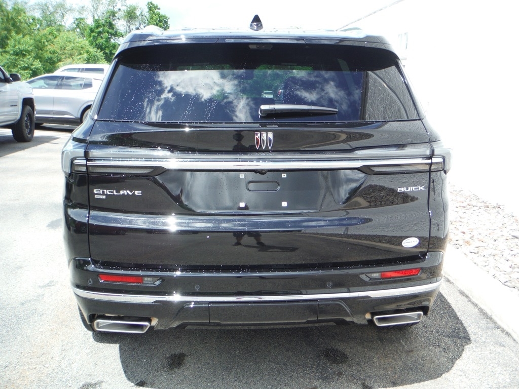 2026 Buick Enclave image 11
