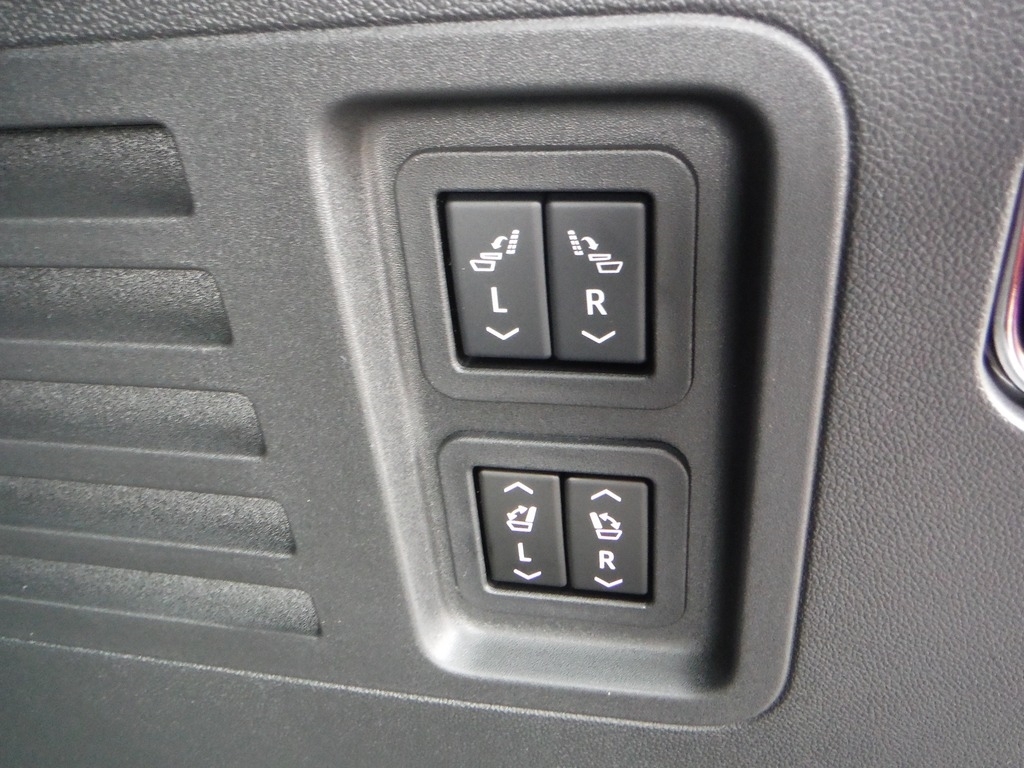 2026 Buick Enclave image 60