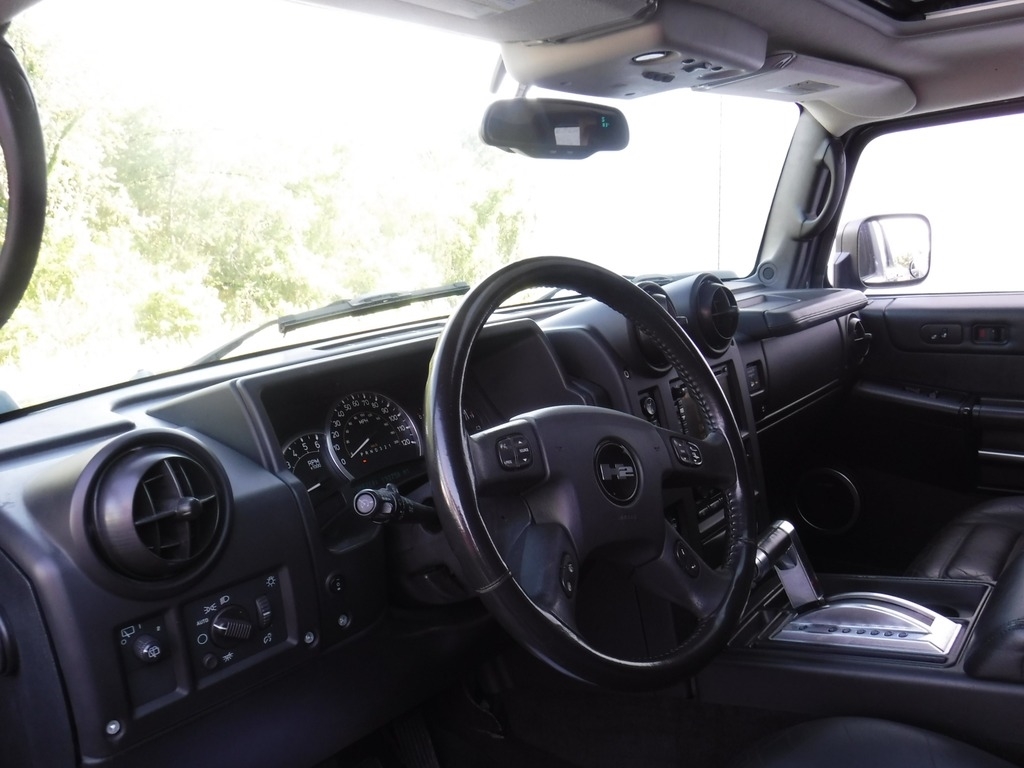 2006 HUMMER H2 image 15