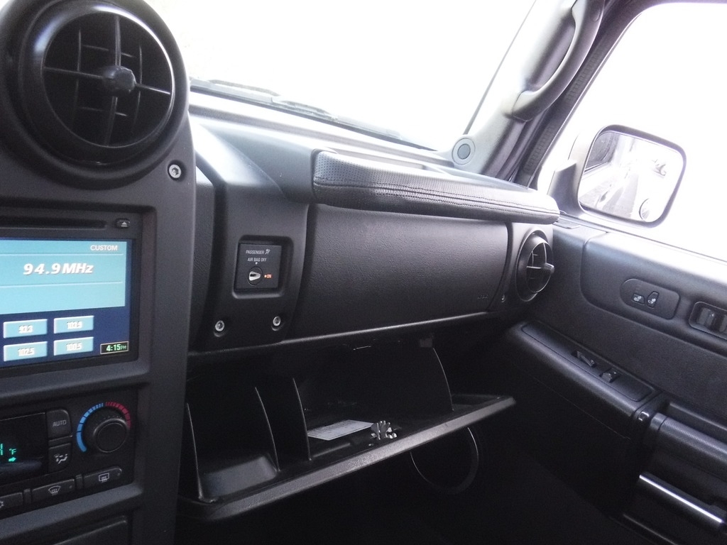 2006 HUMMER H2 image 26
